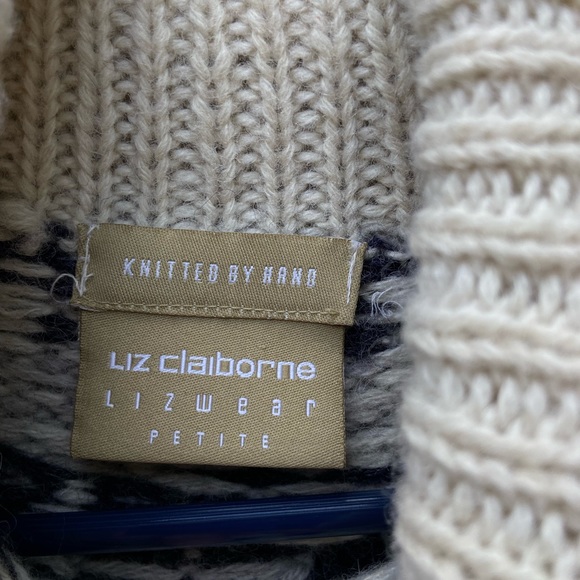 Liz Claiborne LizWear Womens Mock Neck Sweater wool - Picture 6 of 6